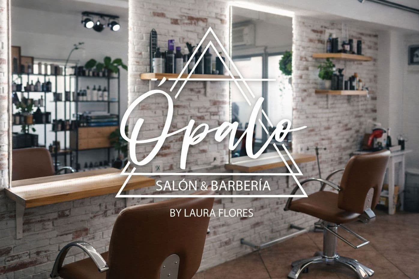 Interior de Ópalo Salón & Barbería