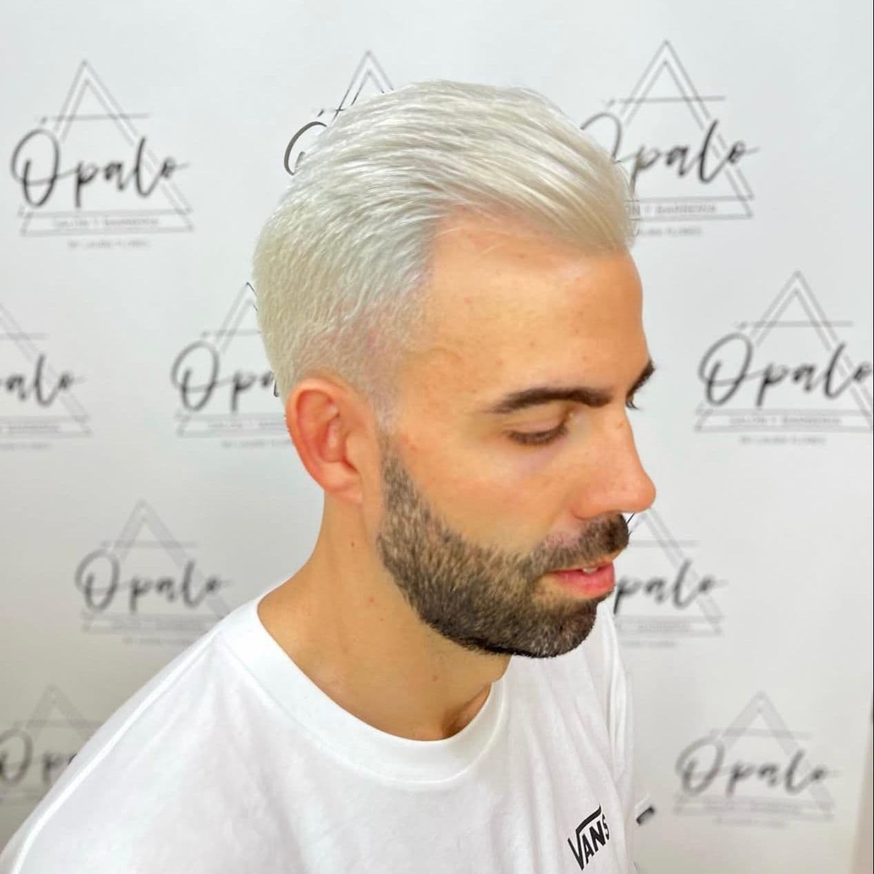 Acabado en Ópalo Salón & Barbería